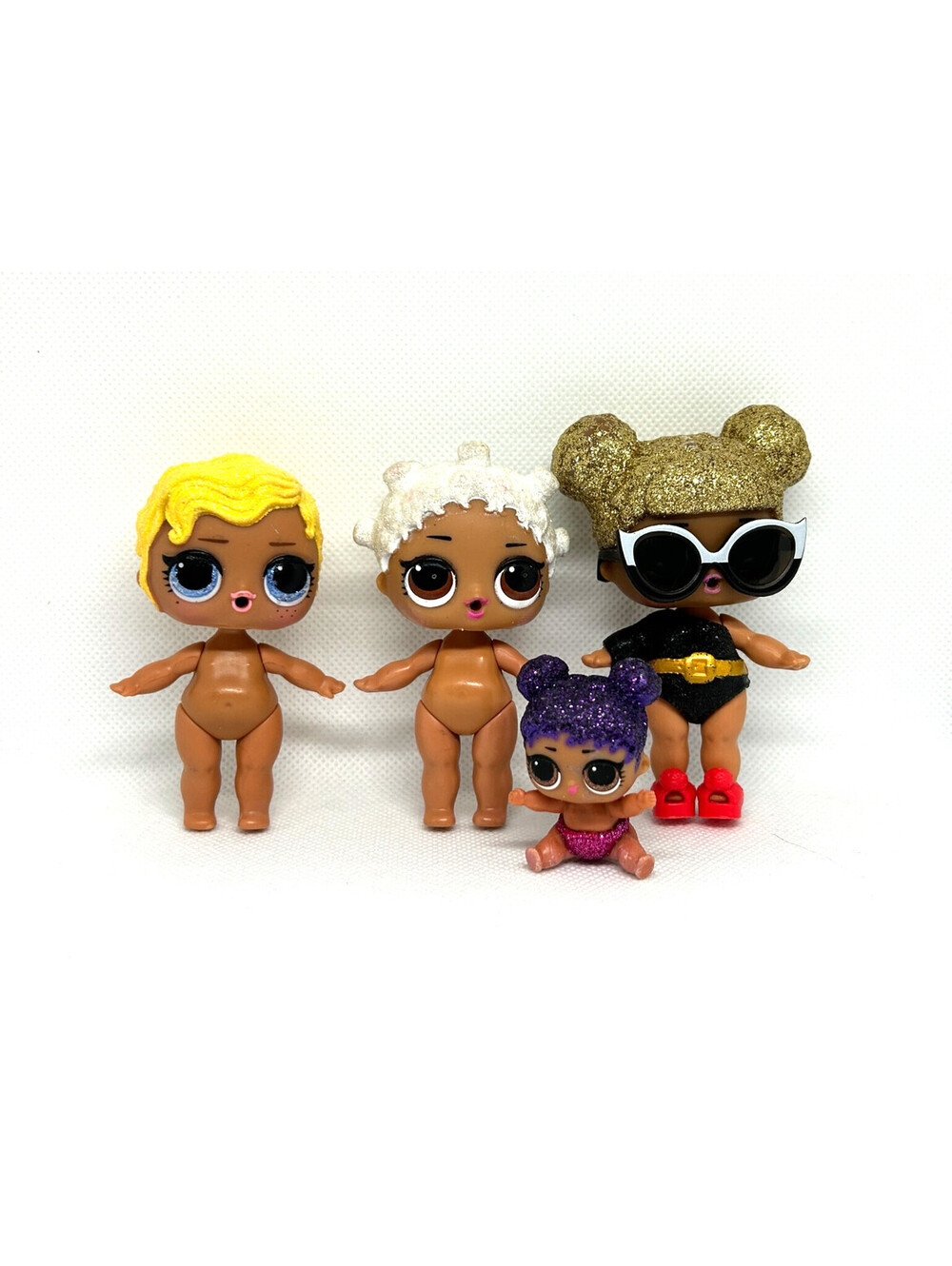 Lot of 4 LOL Surprise Dolls Glitter Series
